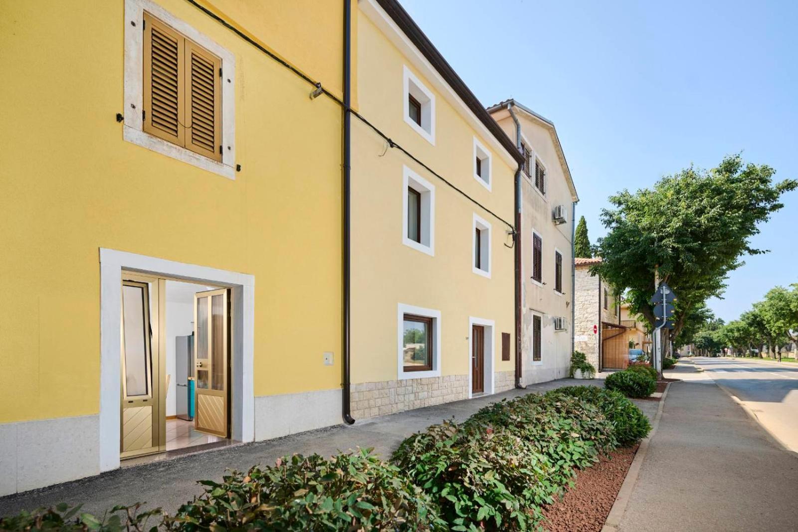 Apartman Ema Novigrad Istria Exterior foto