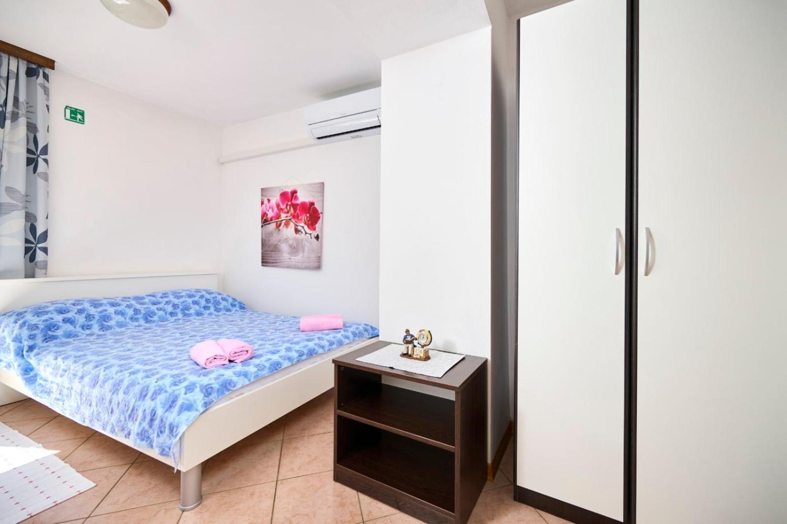 Apartman Ema Novigrad Istria Exterior foto